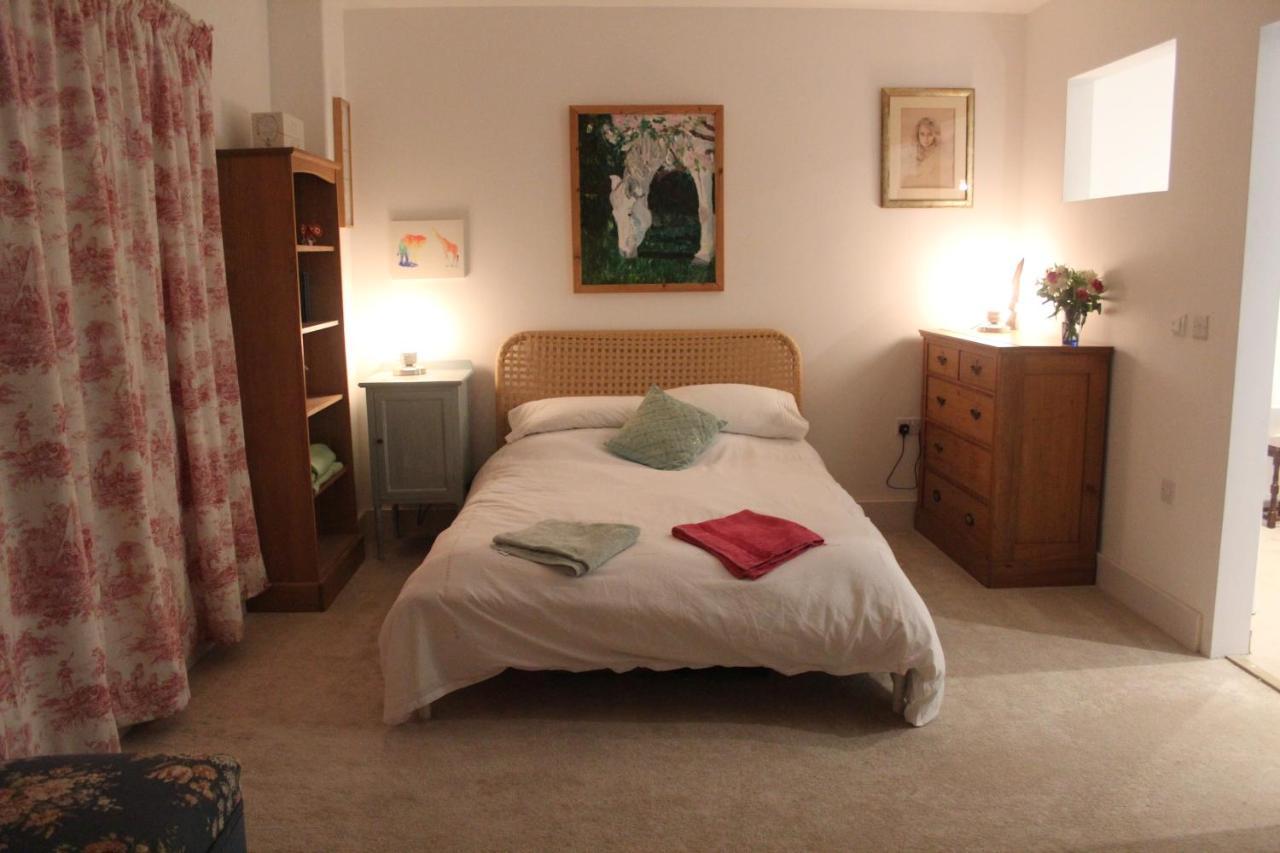 Mapperton Hill Farm Bed & Breakfast Mere  Bagian luar foto